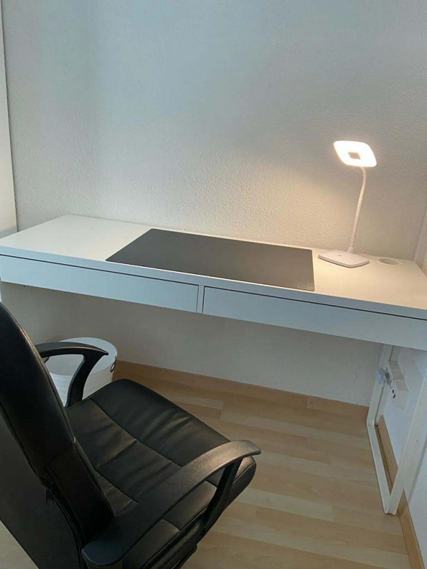 piccolo appartamento di 1,5 stanze vicino alla stazione - Foto 4 di 9