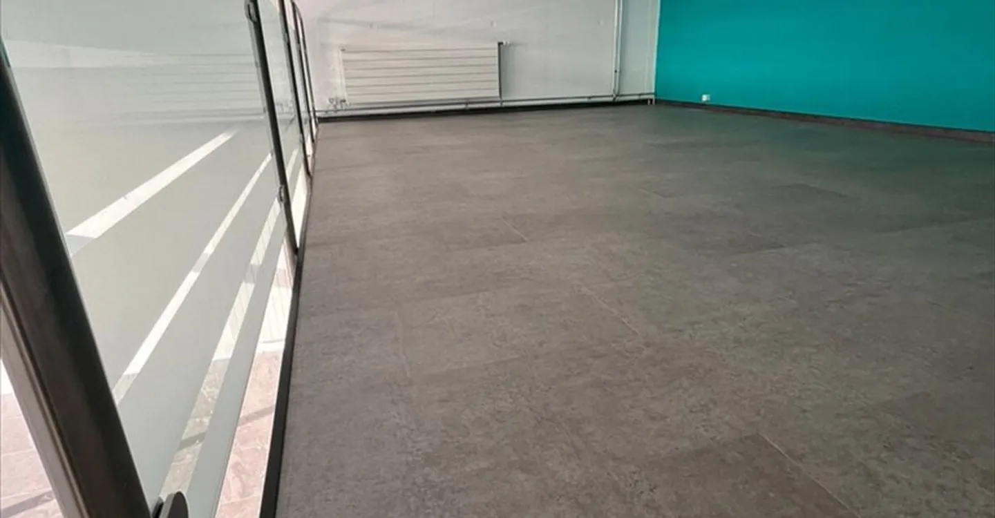 Mischgenutztes Gebäude mieten - Foto 8 von 10