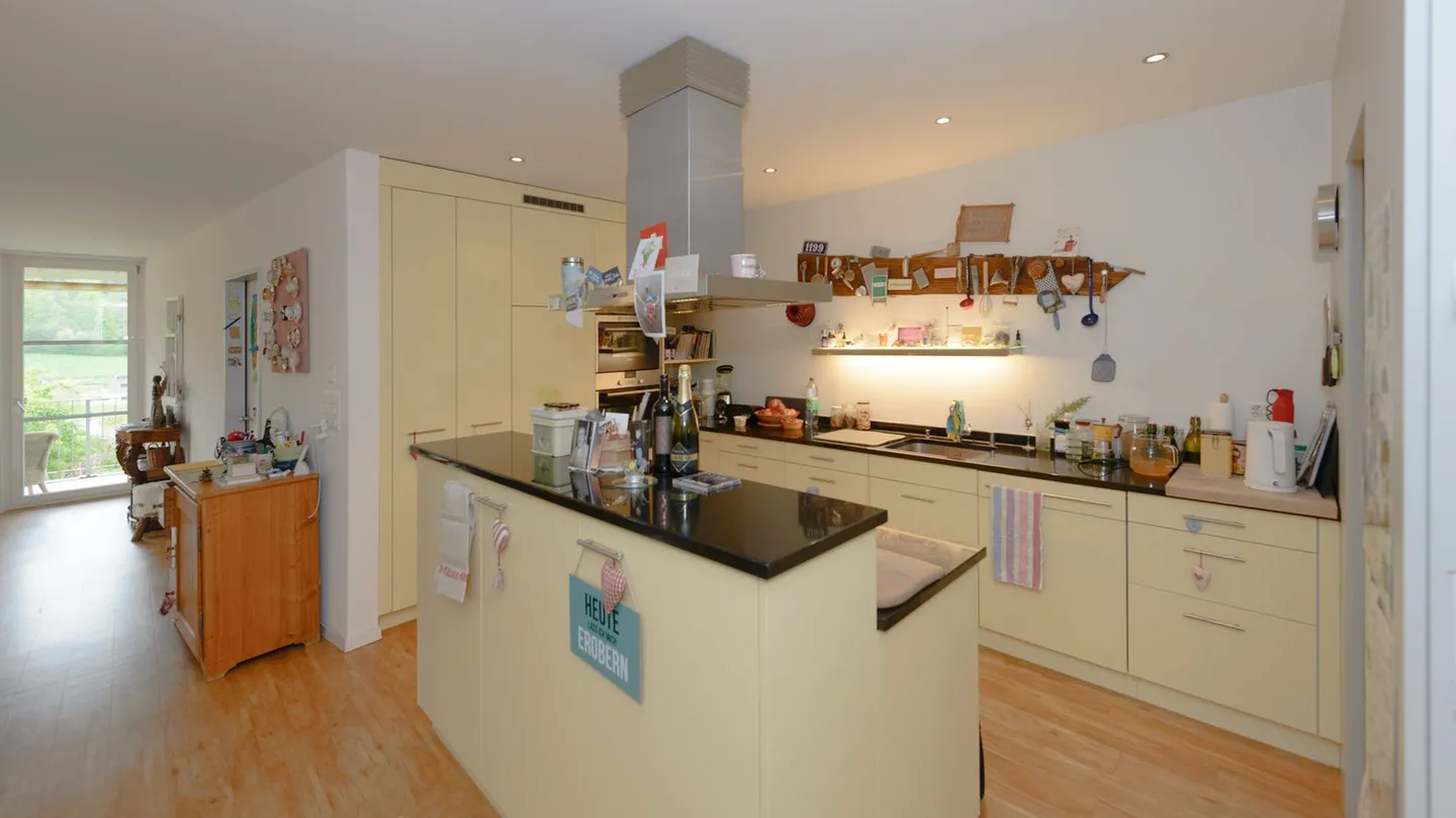 Appartement spacieux de 4 ½ pièces au dernier étage à la "périphérie" d'Elgg - Photo 5 sur 6