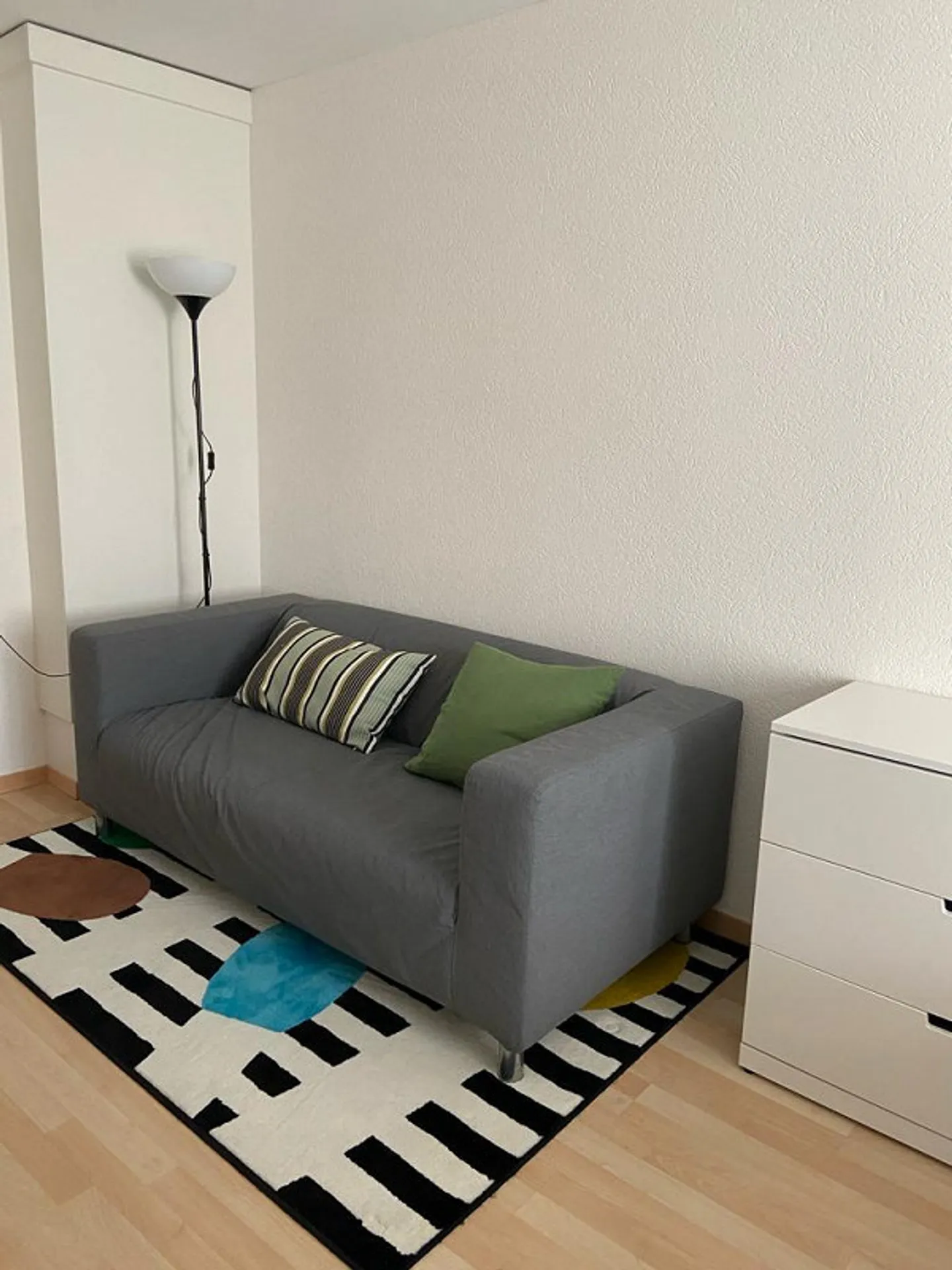 piccolo appartamento di 1,5 stanze vicino alla stazione - Foto 5 di 9