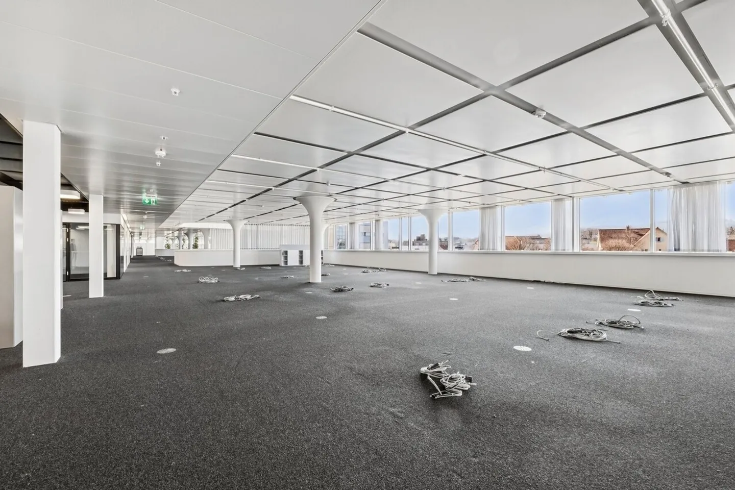 Modern Office Space - Photo 4 of 11