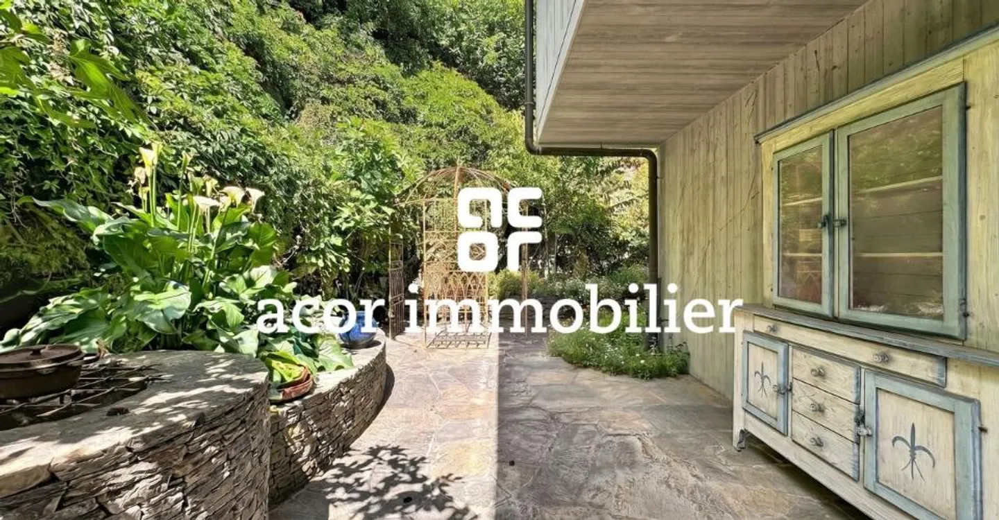 Appartamento spazioso con giardino - Foto 2 di 7