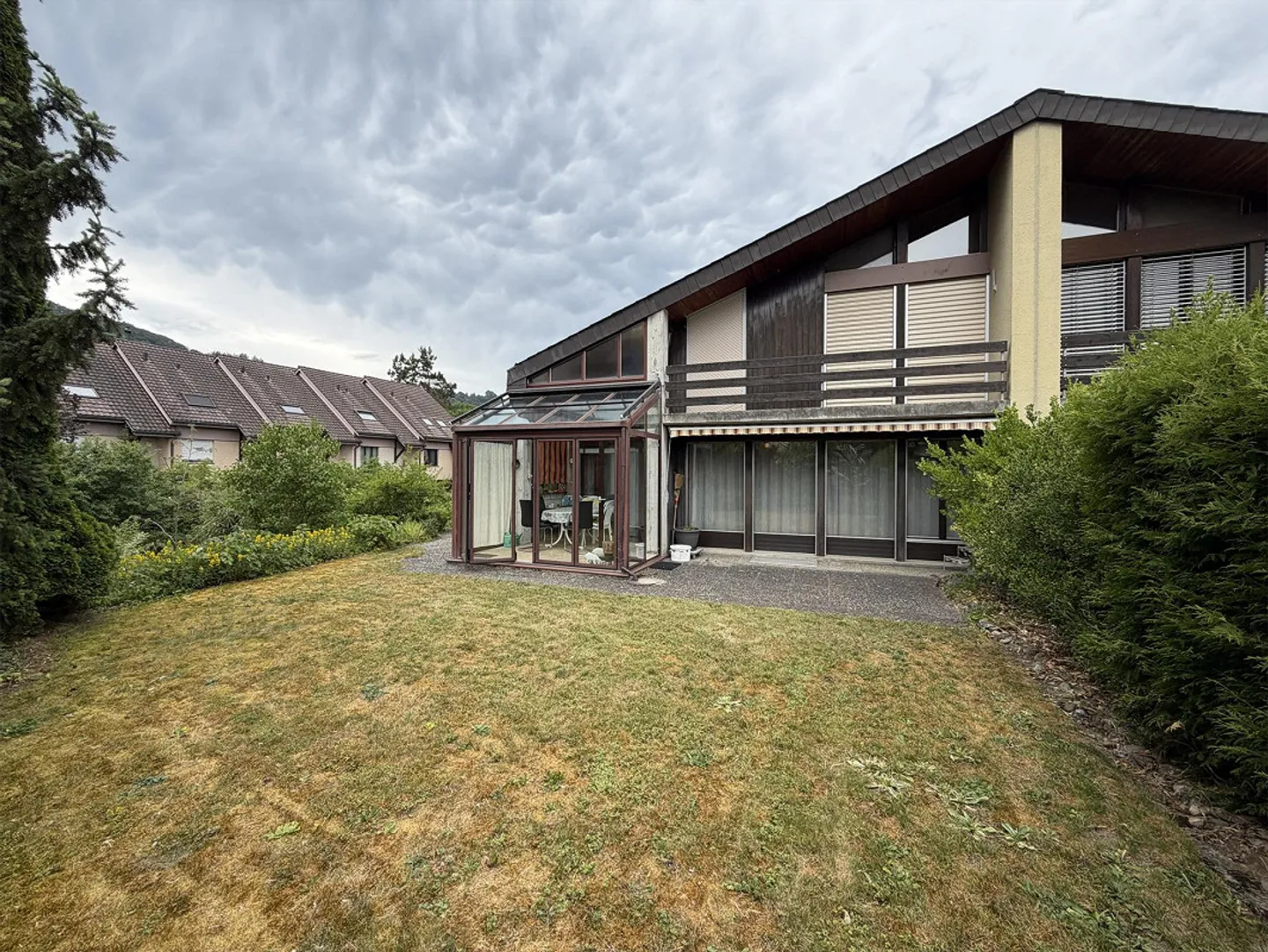 Maison semi-détachée de 5 pièces à Münsingen - Photo 1 sur 3