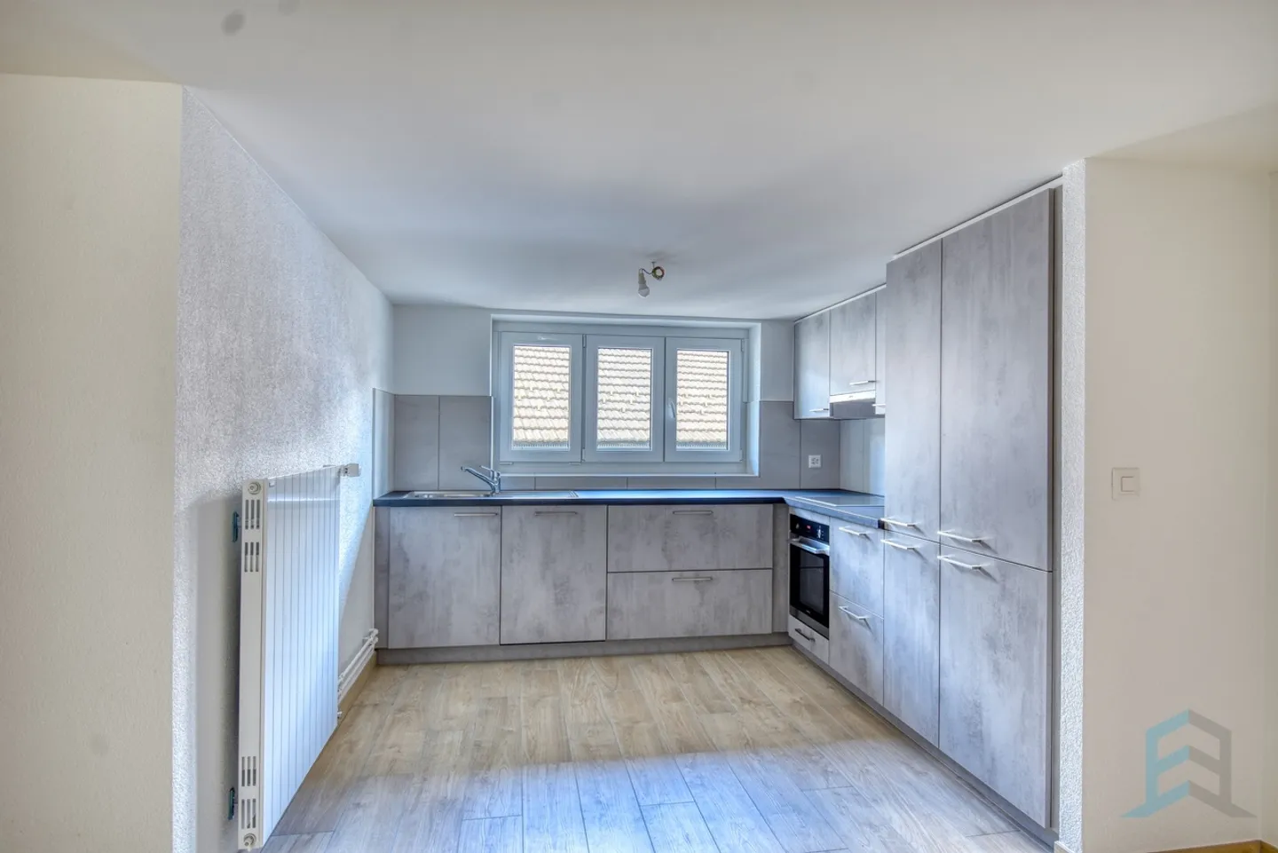 Appartement rénové à Chippis - Photo 3 sur 11