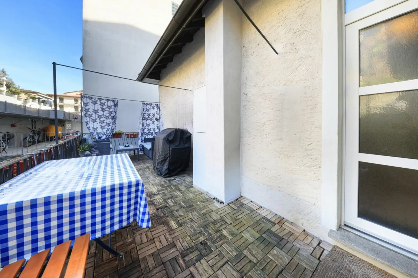 BRISSAGO - Charmante maison avec espace commercial et appartement - Photo 10 sur 24