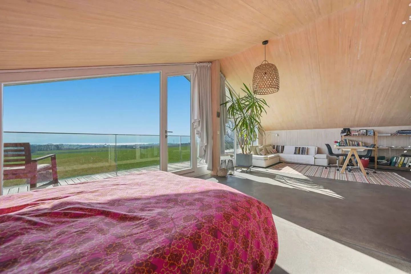 Beautiful house with lake view and Mont-Blanc, 4 bedrooms - Large garden - Photo 1 of 12
