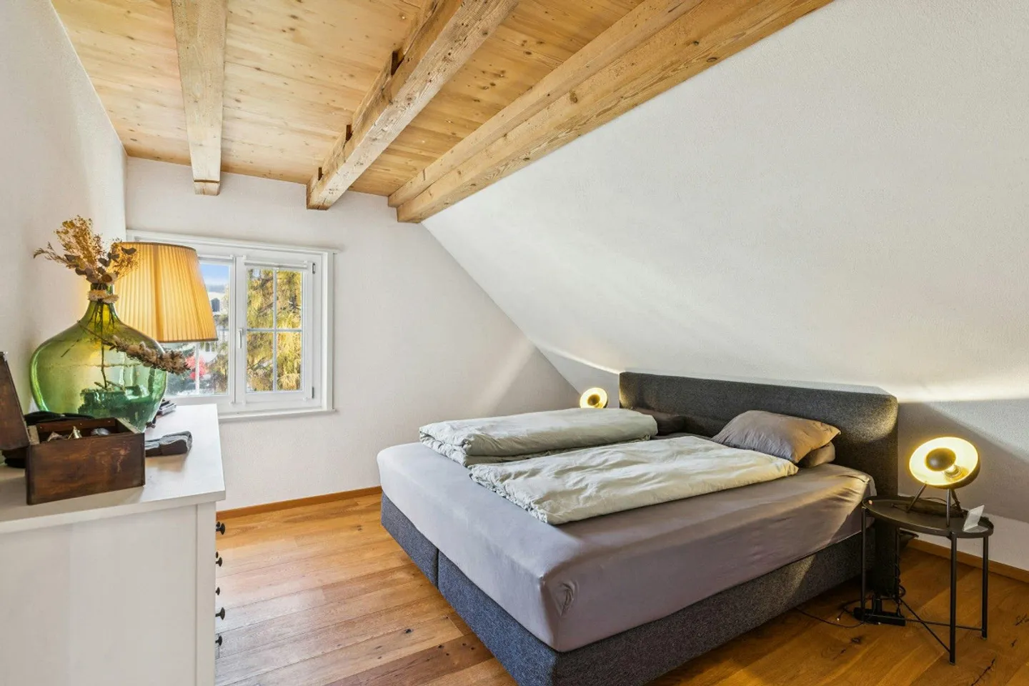 Proprietà residenziale e commerciale con riserva di terreno edificabile - Foto 6 di 13