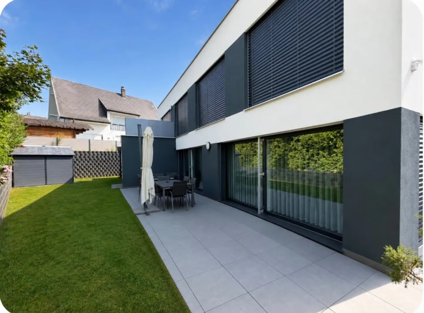 Marly – Magnifique Villa avec 6.5 Chambres et Studio Indépendant - Photo 3 sur 13