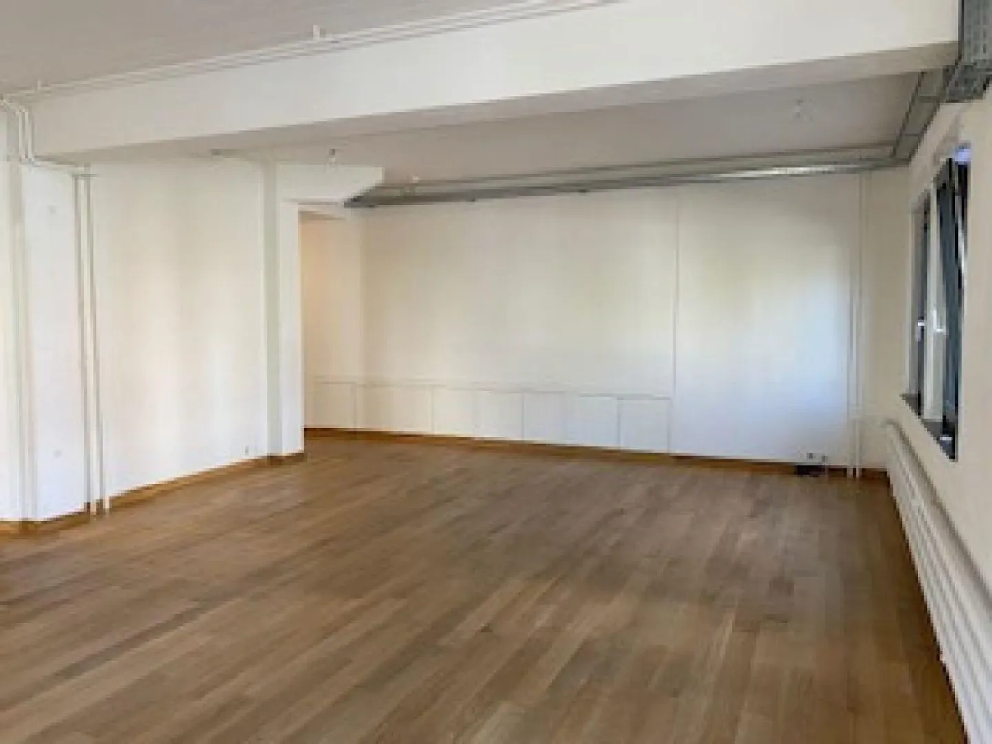 Bureau avec entrepôt dans un endroit calme sur Sandweg à Allschwil / Immeuble commercial Neweba - Photo 6 sur 14