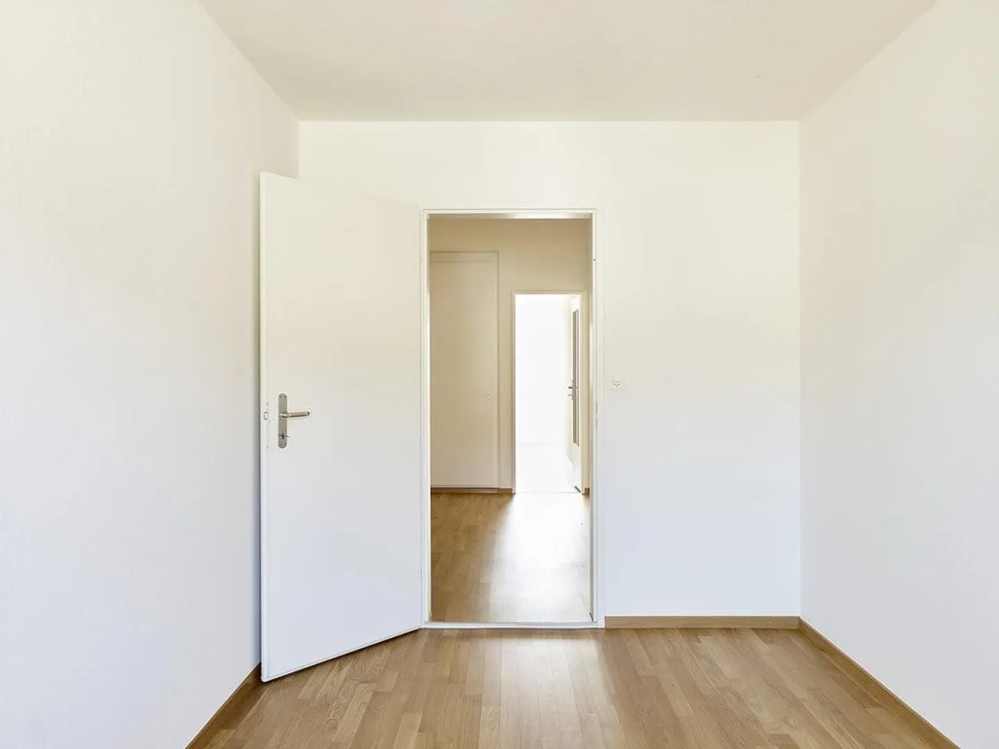 Helle 4.5-Zimmer-Wohnung - Foto 6 von 9