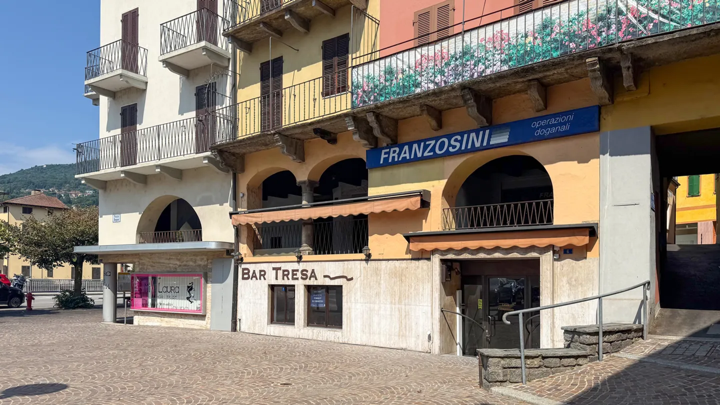 BAR TRESA - Photo 6 of 6