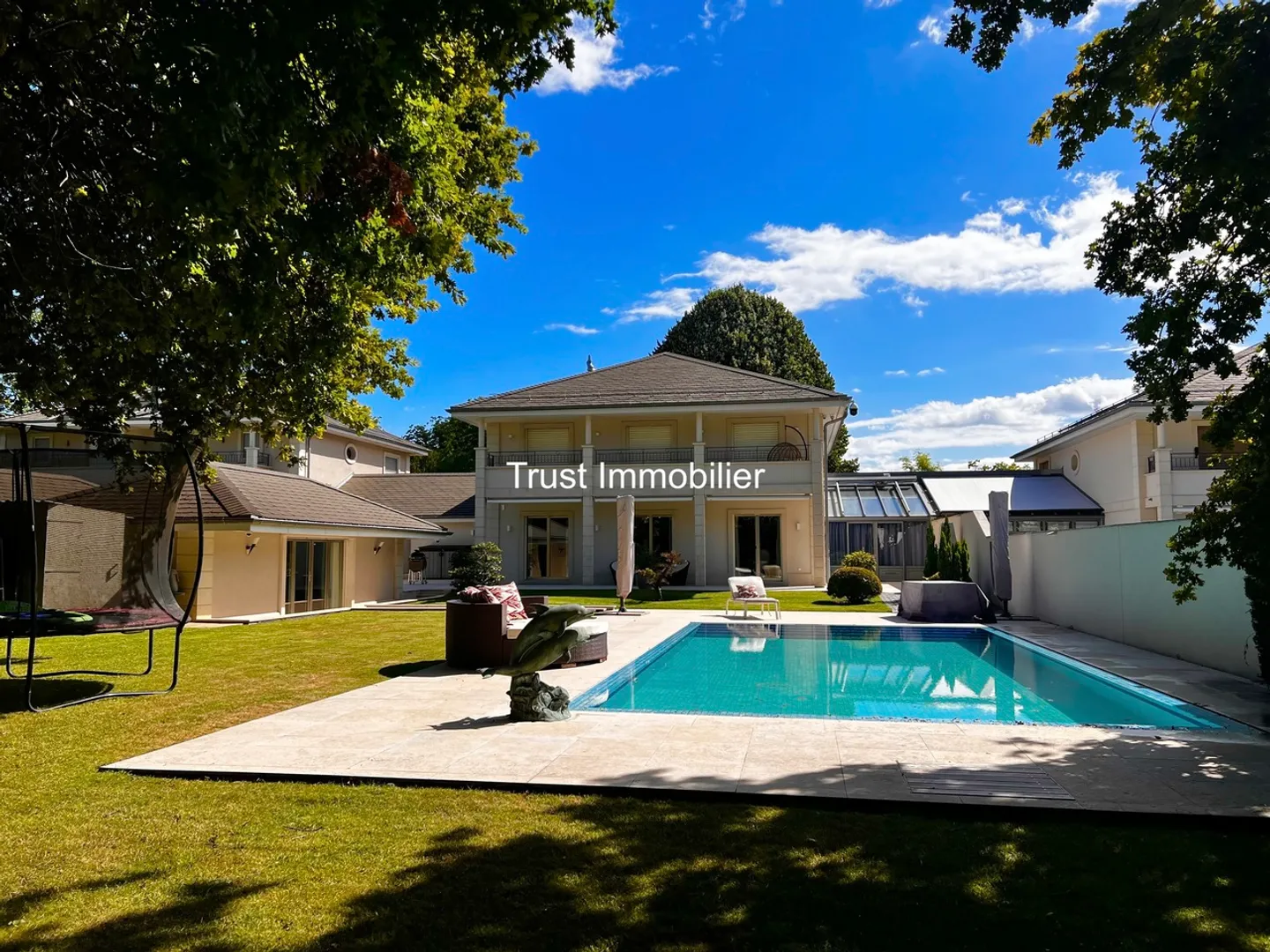 6033 In Genf Conches: Moderne Villa mit Blick auf den Salève - Foto 1 von 17