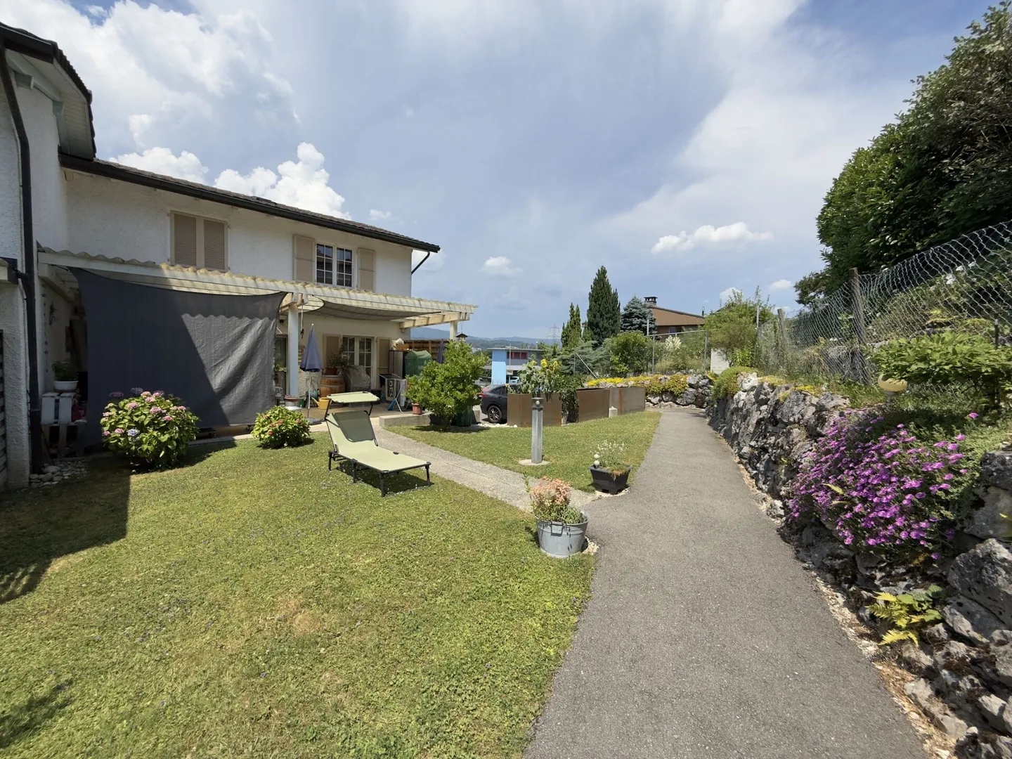 Casa unifamiliare angolare a Däniken - Comunità fiscalmente vantaggiosa - Foto 2 di 6