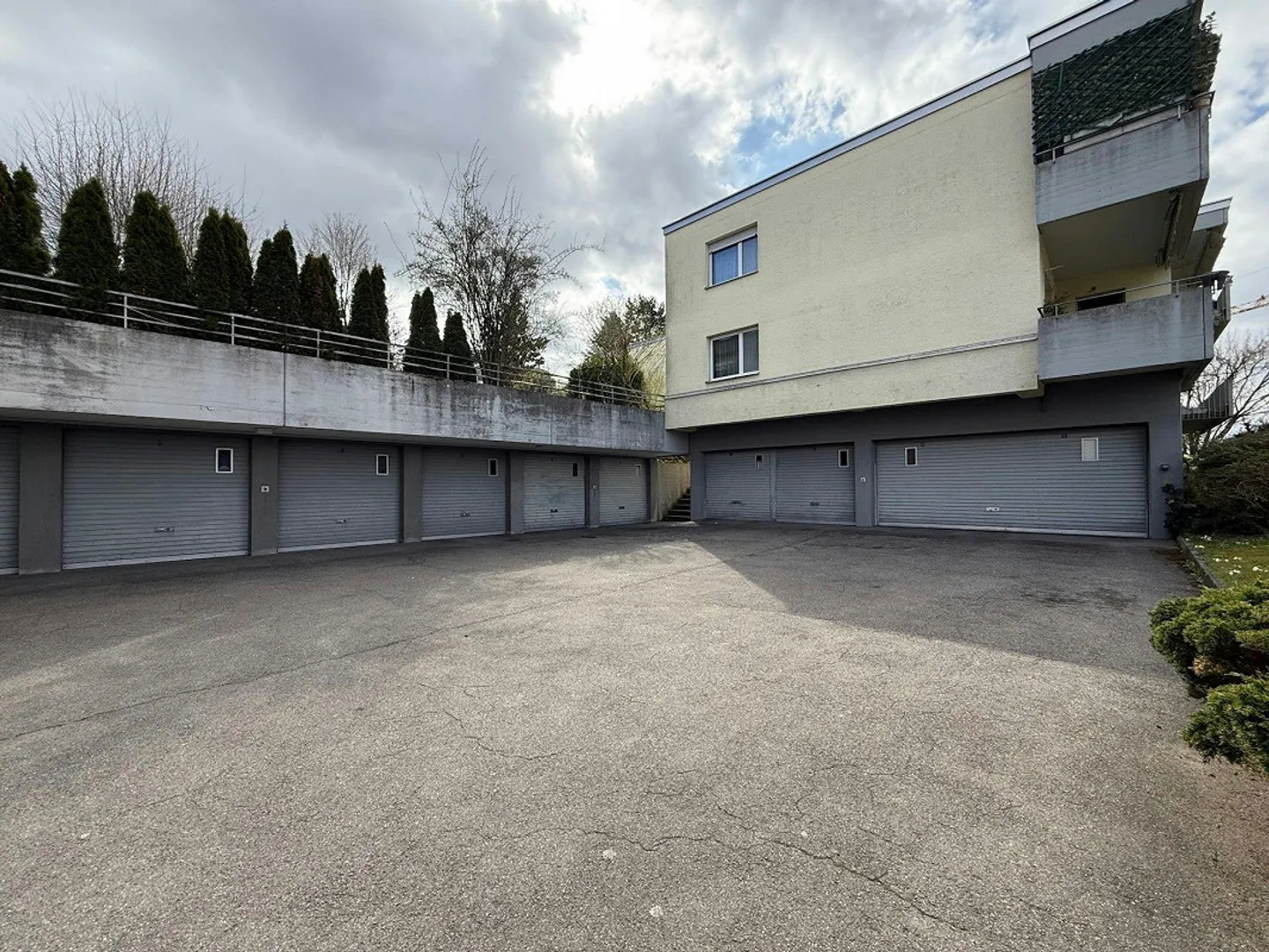 Single garage for rent - Photo 3 of 4