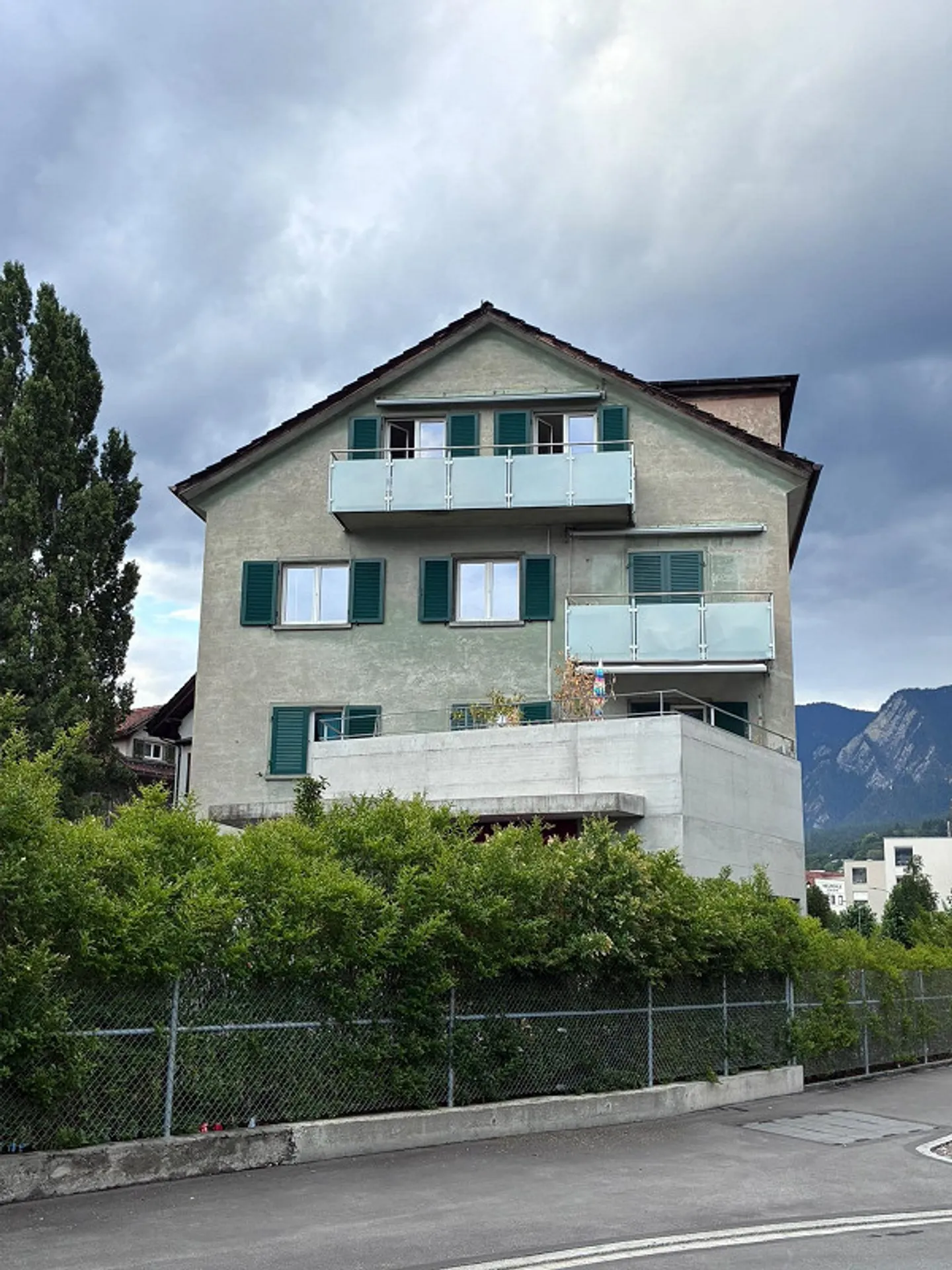Bright 4-room apartment in an attractive location in Chur - Photo 1 of 11