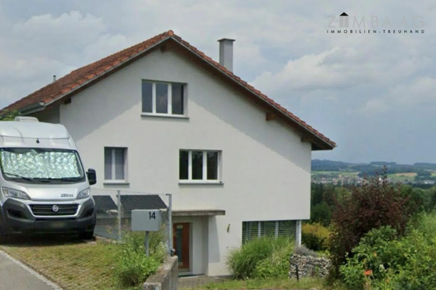 Proprietà Incantevole con Garage - Foto 1 di 11