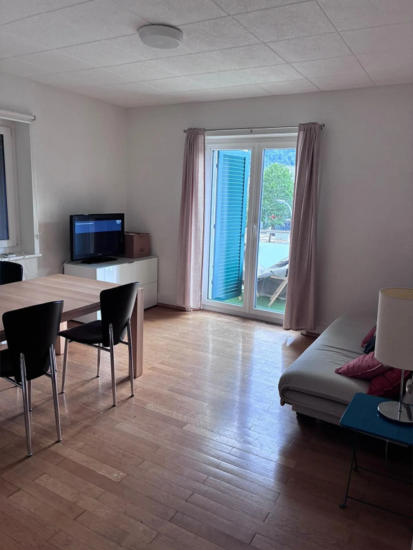 Bright 4-room apartment in an attractive location in Chur - Photo 3 of 11