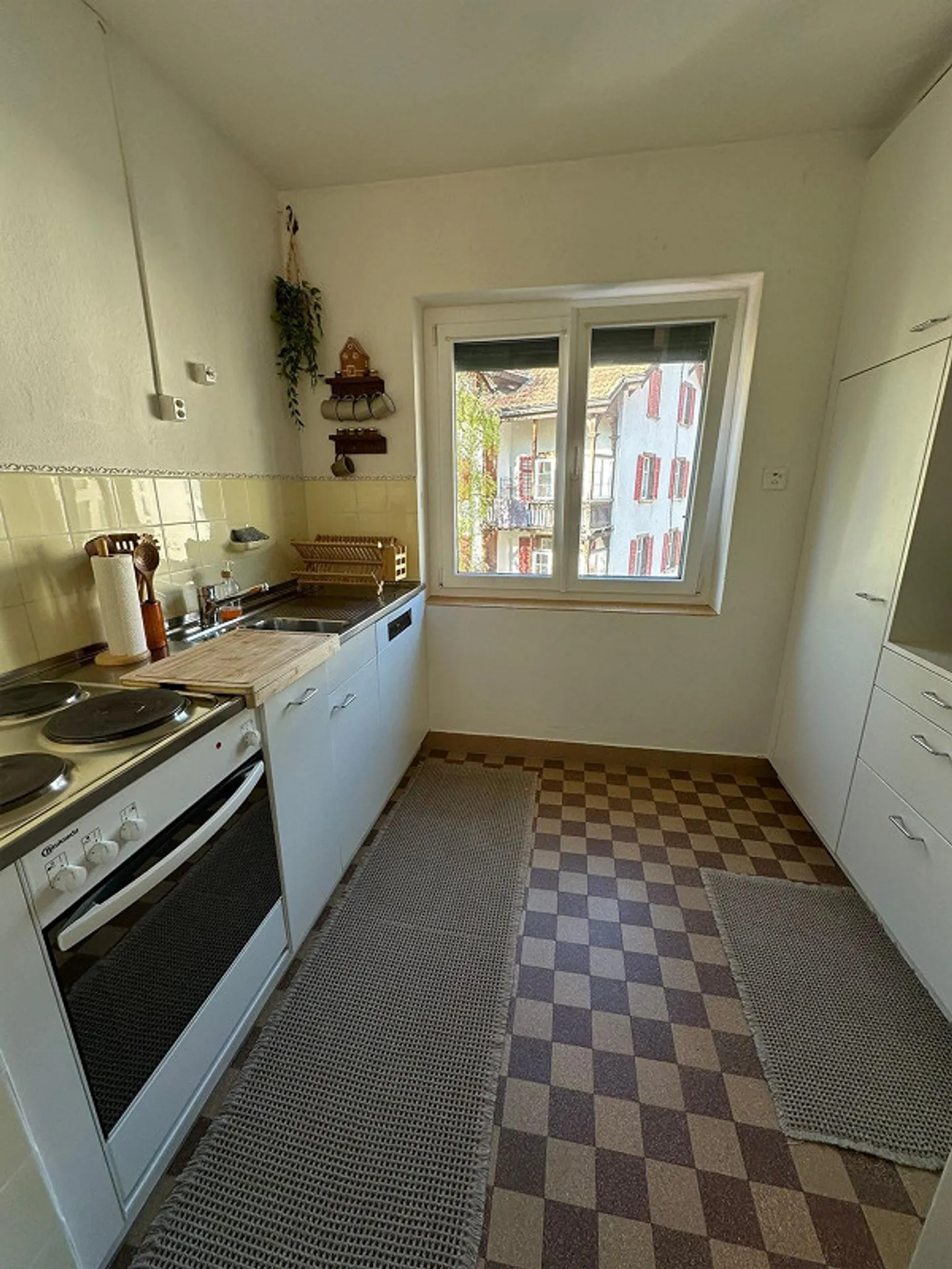 Bright 4-room apartment in an attractive location in Chur - Photo 8 of 11