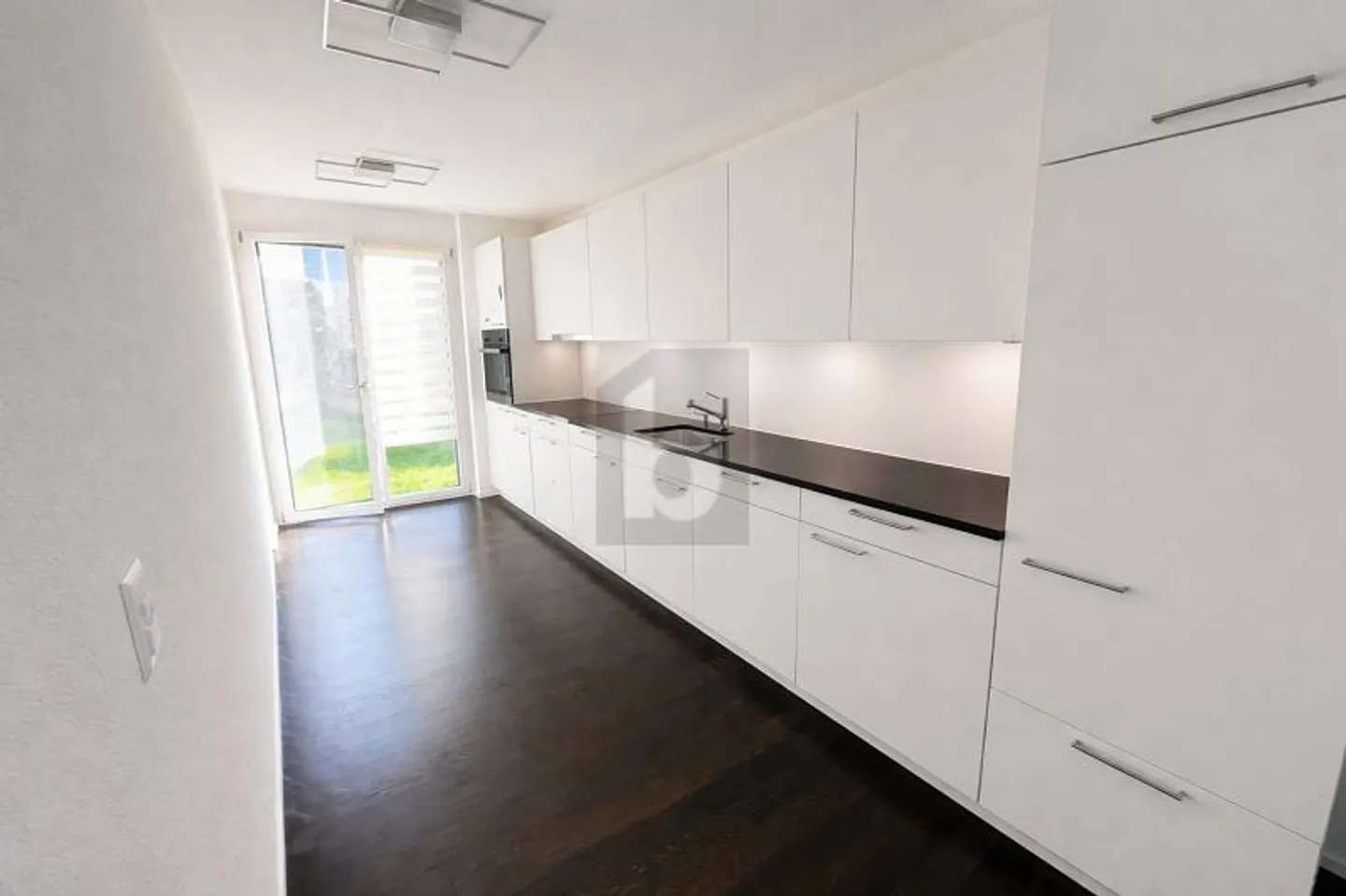 Appartement moderne 3.5 pièces - Photo 3 sur 6