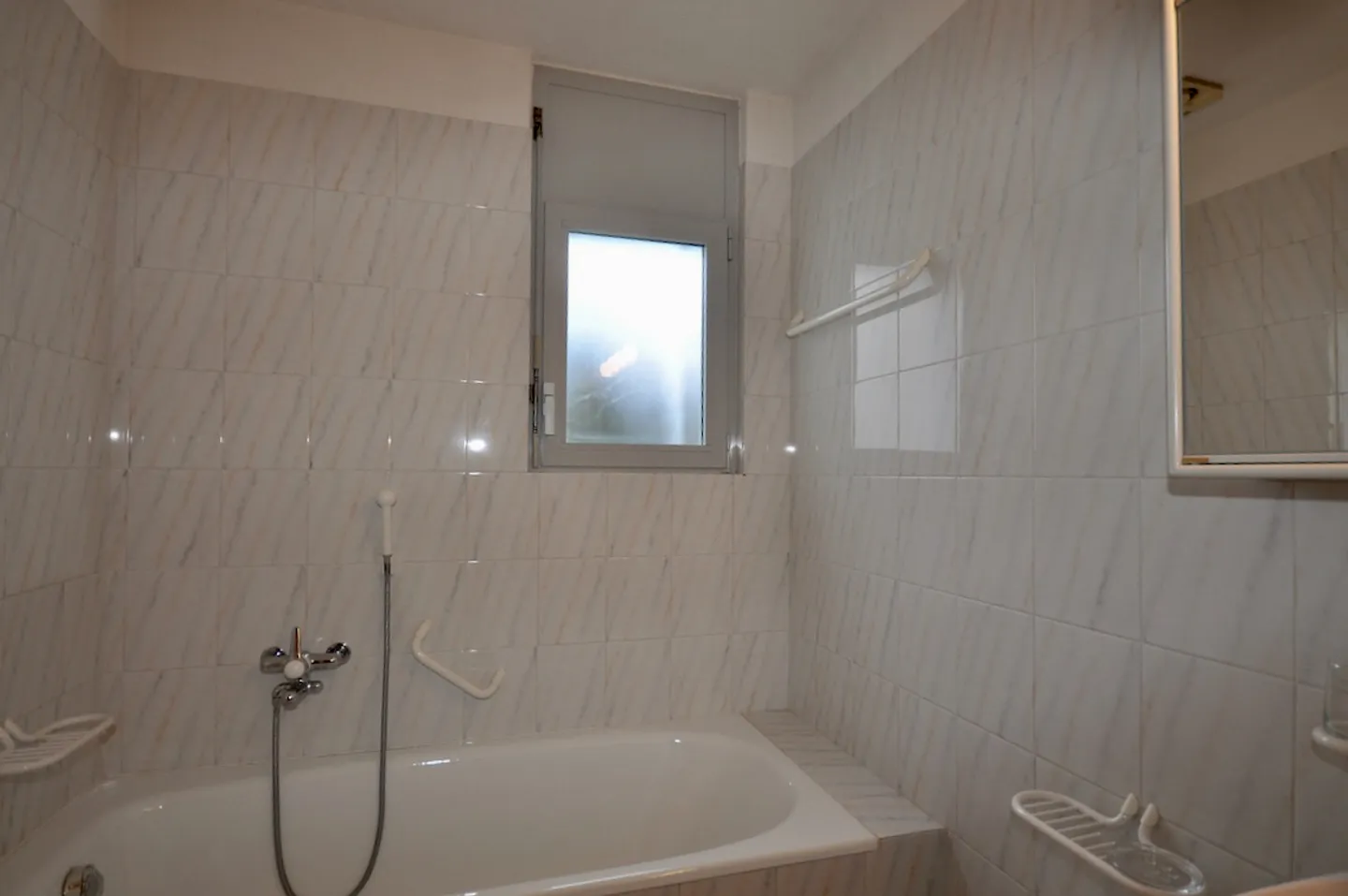 Stunning Duplex with View - Photo 24 of 27