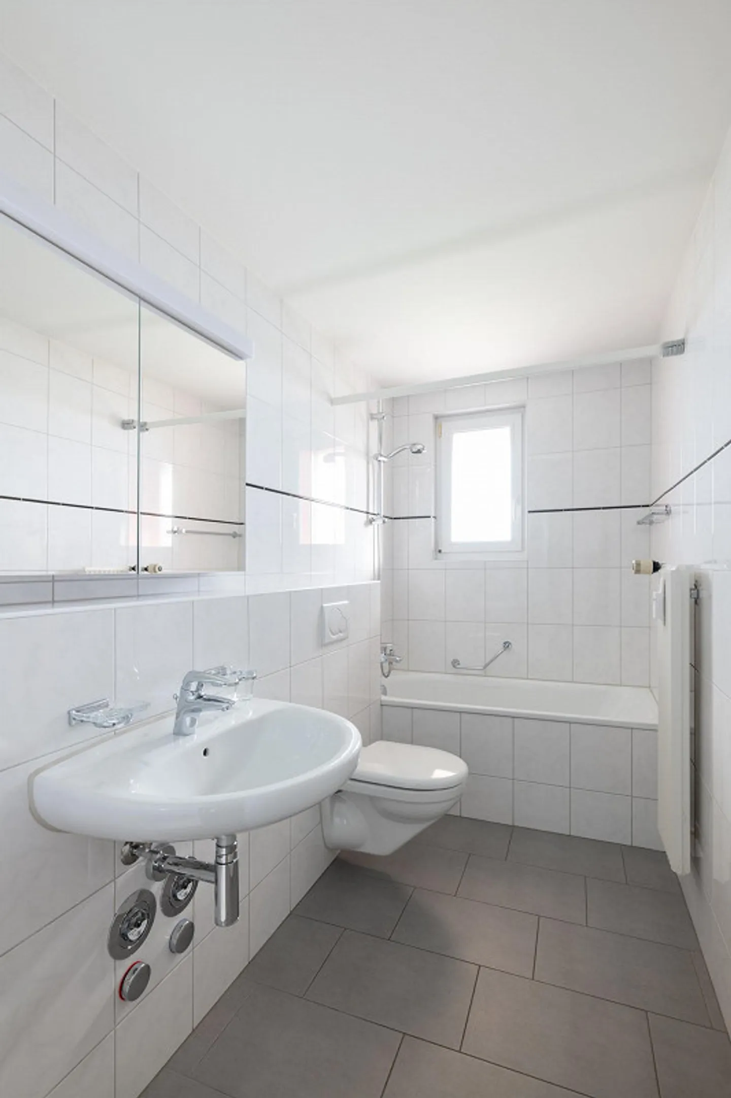 Appartement moderne et lumineux de 2 pièces de 49m2 près des transports en commun - Photo 5 sur 8