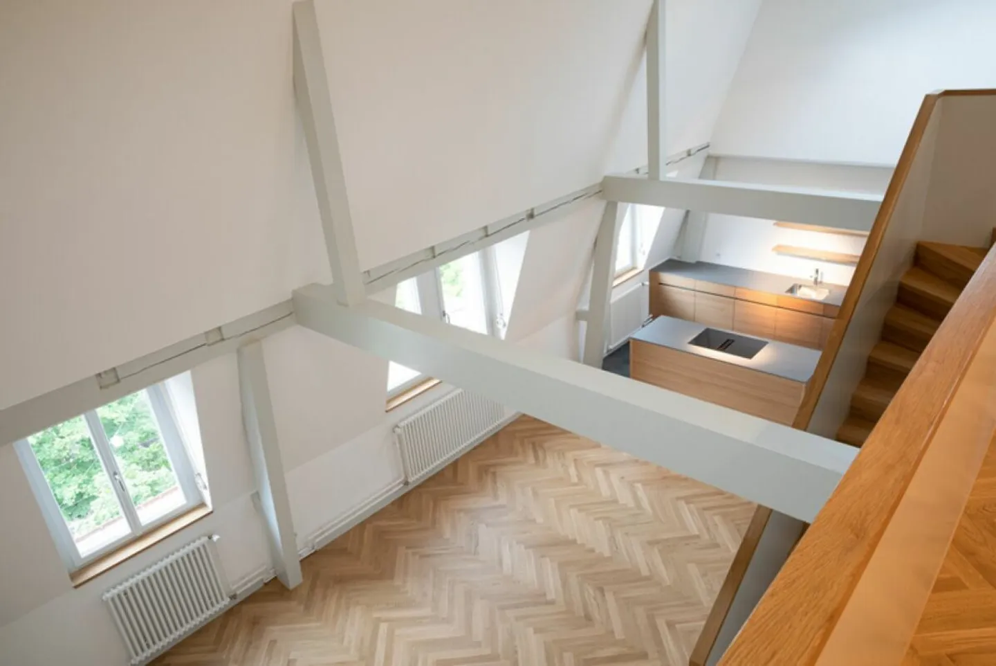 Modern equipped 4 1/2-room maisonette apartment in the center of Gundeli - Photo 3 of 7
