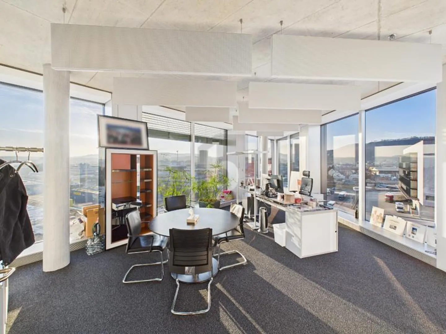 LIGHT-FLOODED AND MODERN WITH INDIVIDUAL OFFICES - Photo 5 of 6