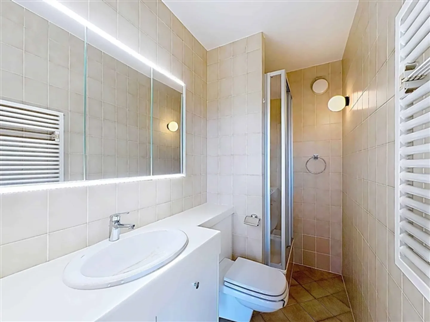 Appartamento 6 stanze con balconi e loggia - Foto 9 di 11