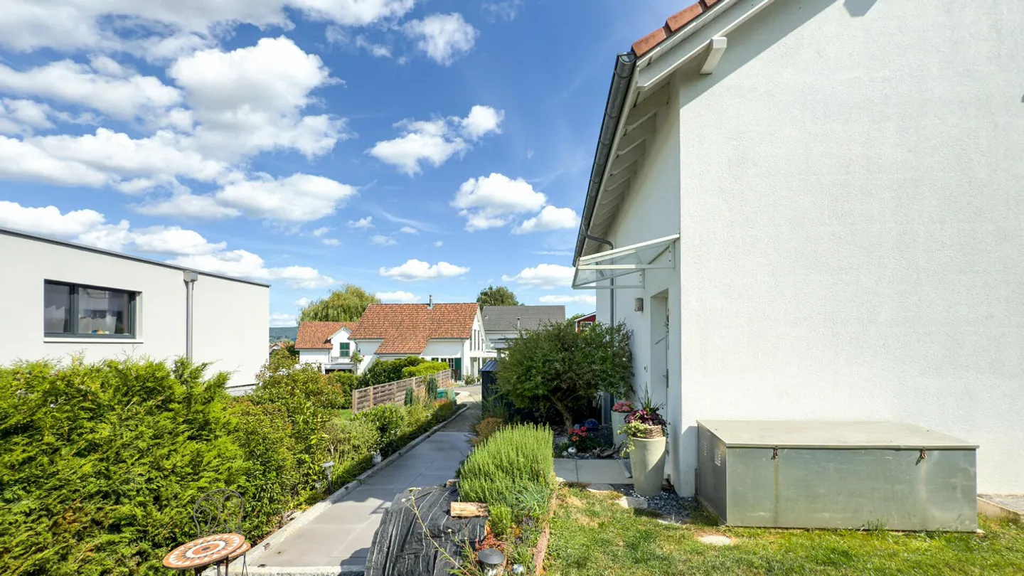 Bellissima casa unifamiliare a Trasadingen, Canton Schaffhausen - Foto 5 di 16
