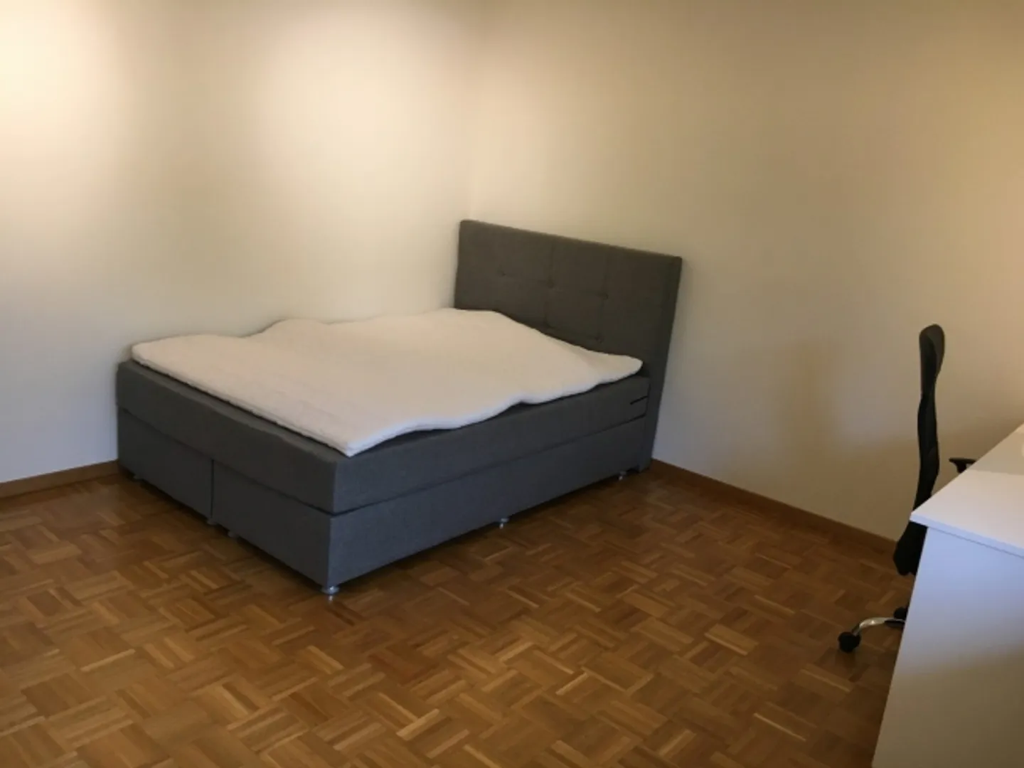 Apartment for rent - Photo 2 of 7