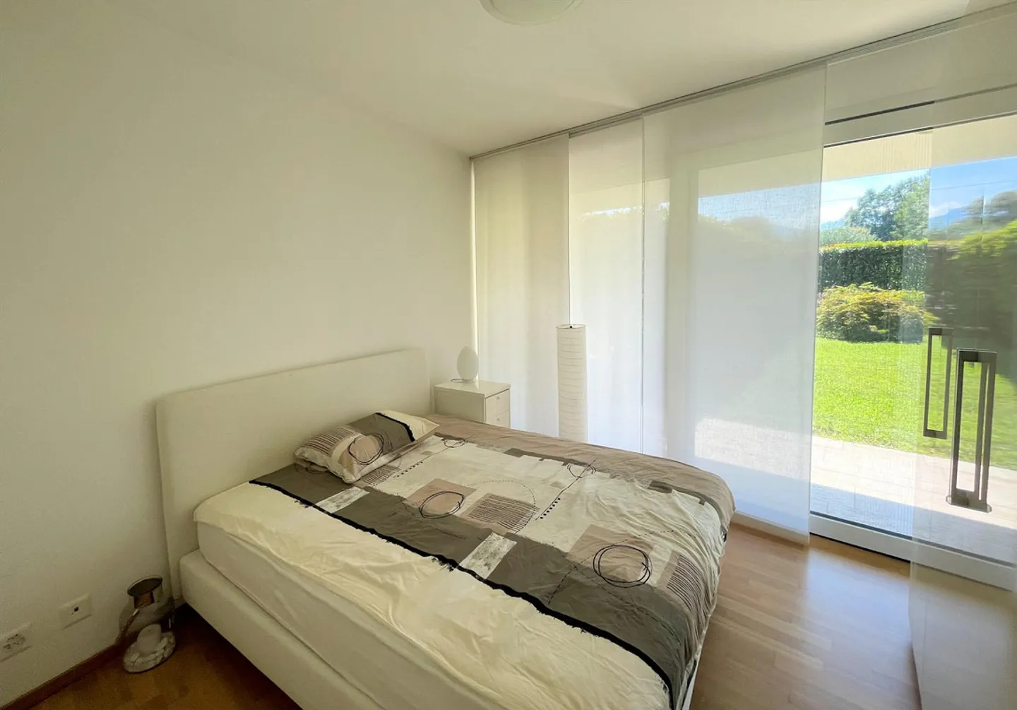 Apartment with large garden a stone's throw from the city center - Photo 11 of 16