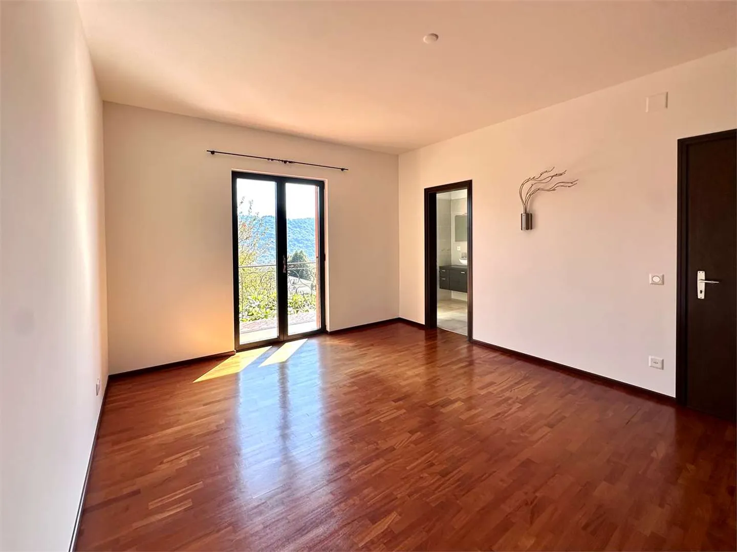 Charming Tessiner House - Photo 9 of 13