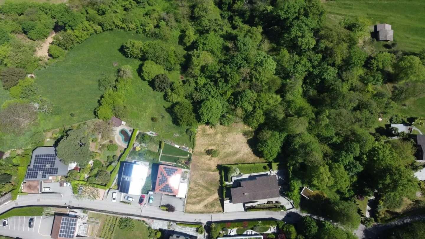 Neuer Preis! Montagnola zum Verkauf großzügiges Baugrundstück mit freier Sicht auf die Berge - Foto 4 von 6