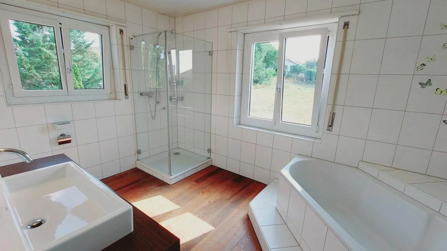 Geräumiges Familienhaus in der Natur - Foto 8 von 8
