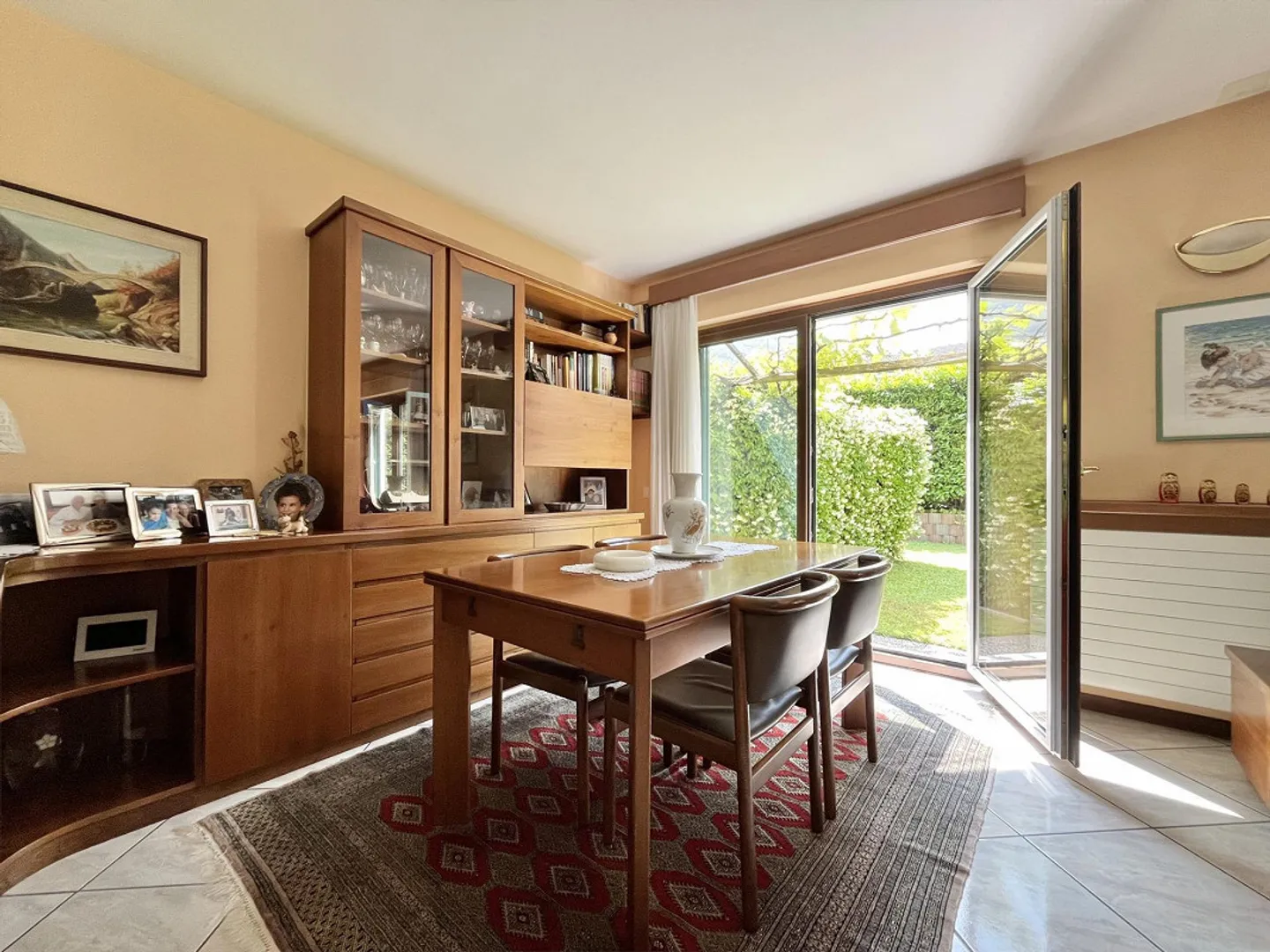VILLA 4.5 LOC. IN BIOEDILIZA CON GIARDINO A RIVA SAN VITALE - Foto 6 di 9