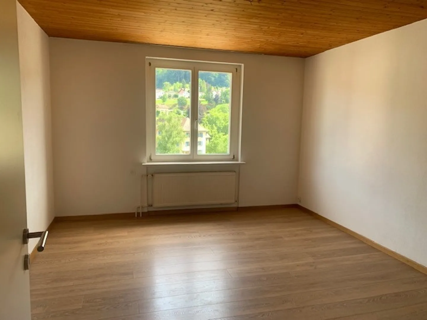 Renovierte Wohnung in Grellingen - Foto 2 von 10