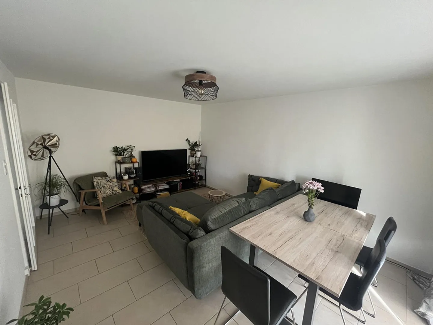 Recherche de locataire : appartement 3 pièces avec caractère de bien-être - Photo 3 sur 10