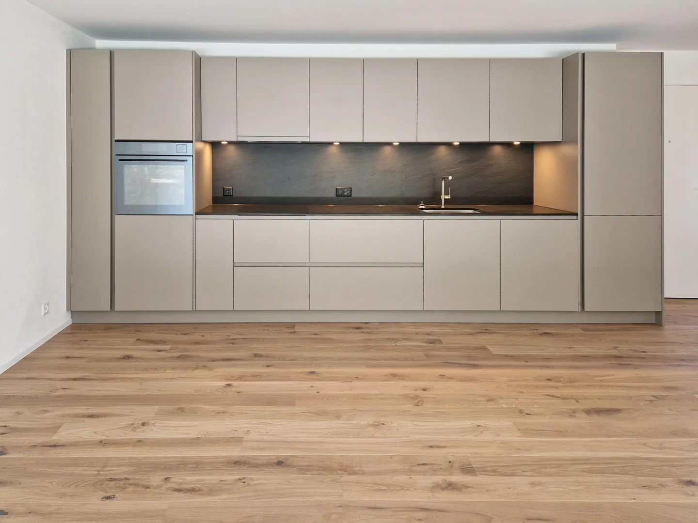 Urban living, relaxed living: modern 3.5 room garden apartment - Photo 3 of 12