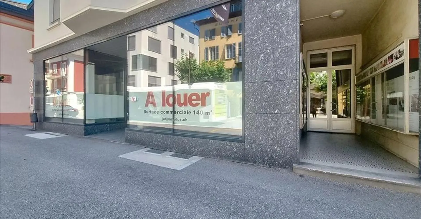 Negozio in affitto - Foto 4 di 10