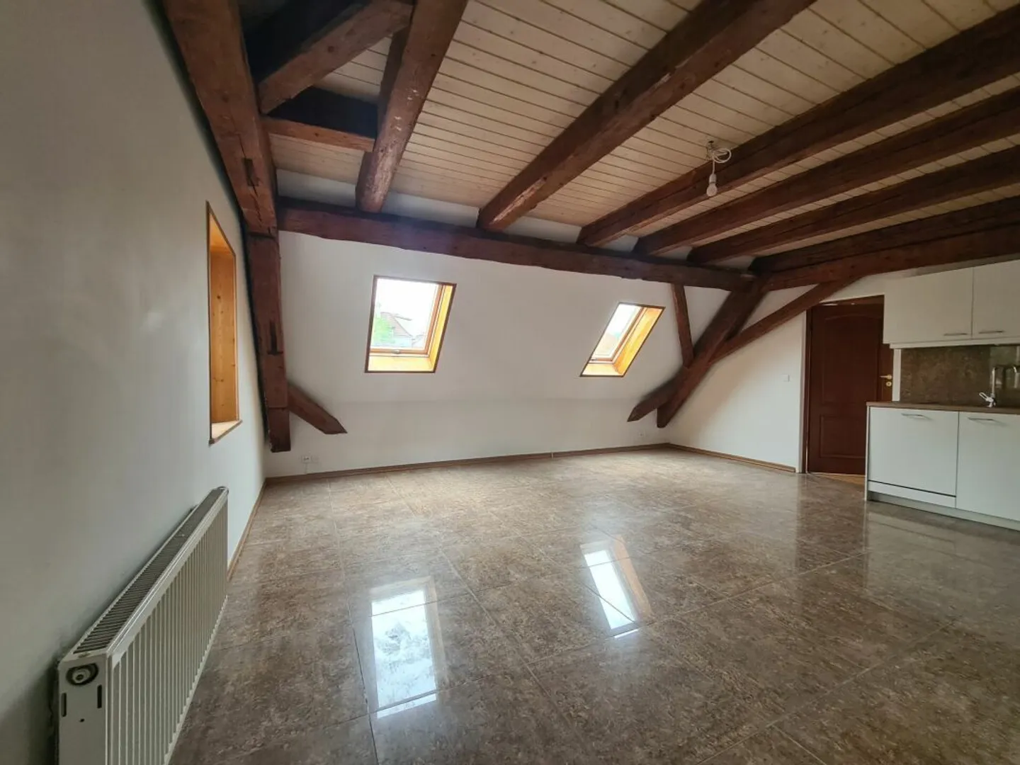 Duplex apartment - Photo 2 of 8
