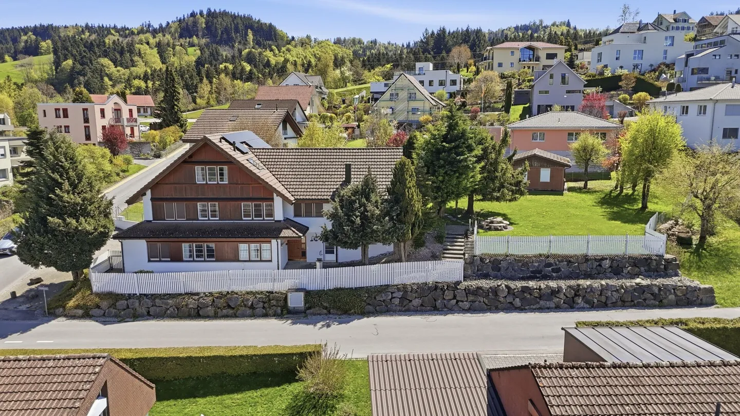 Detached Family Paradise with Apartment, Far View and Versatile Space Offer - Photo 1 of 36