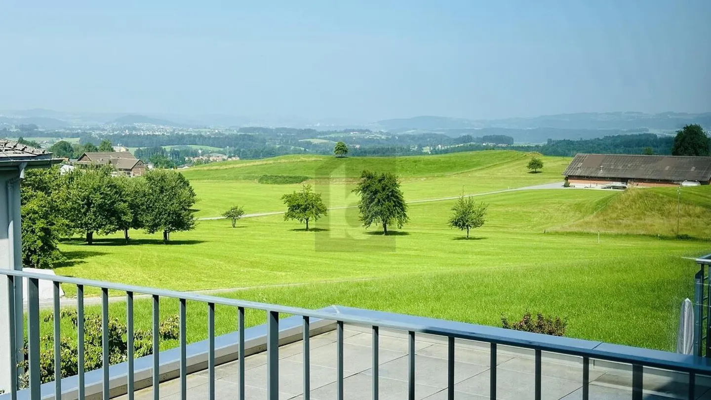 FAMILIENFREUNDLICH MIT SONNIGEM GARTEN! - Foto 2 von 6