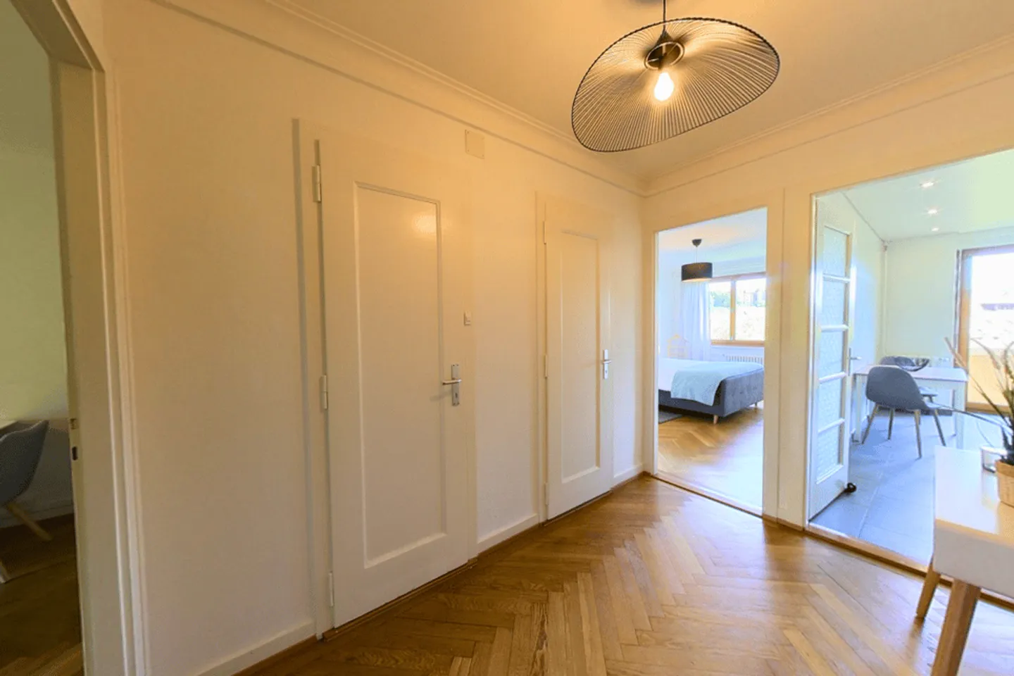 1-Zimmer möblierte geräumige Wohnung mit Balkon in Genf! - Foto 13 von 13