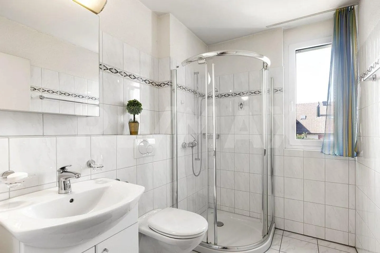 Bright 4.5-room apartment in a quiet and central location - Photo 9 of 13