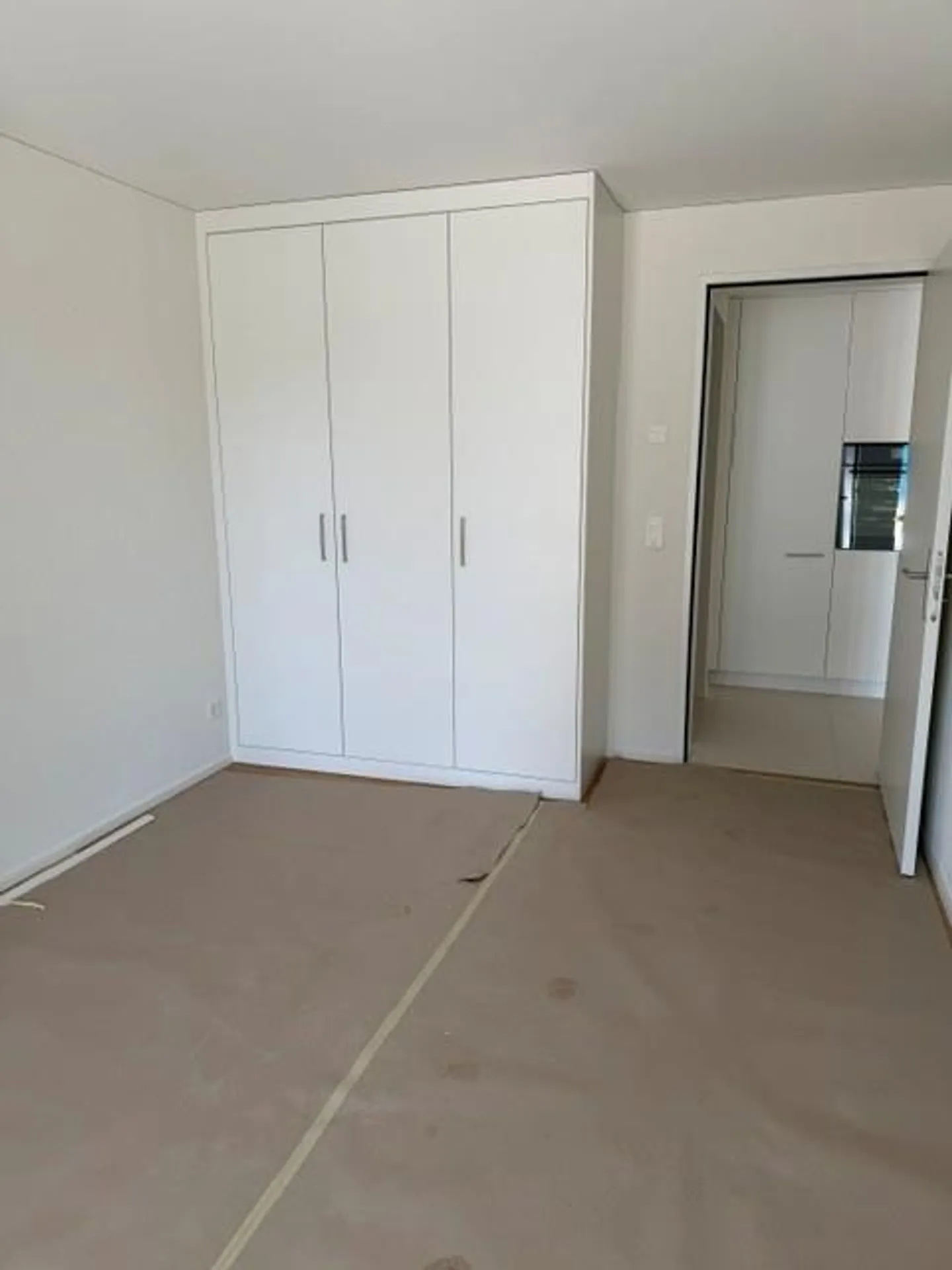 Exclusive 2.5-room apartment on the ground floor - modern & comfortable - Photo 10 of 12