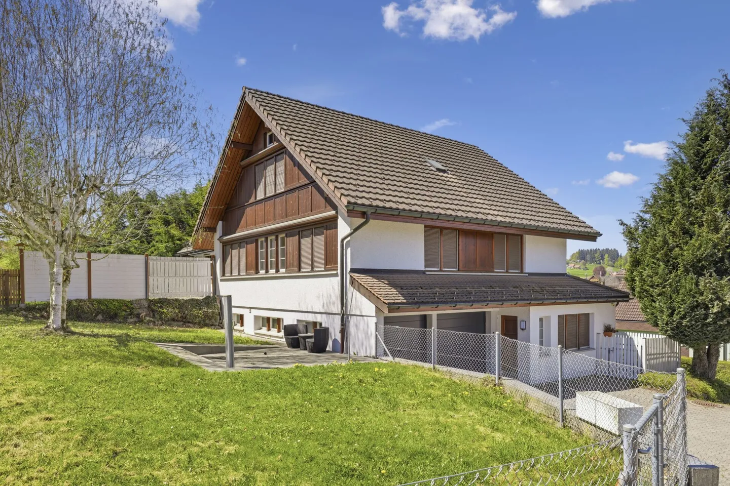 Detached Family Paradise with Apartment, Far View and Versatile Space Offer - Photo 35 of 36