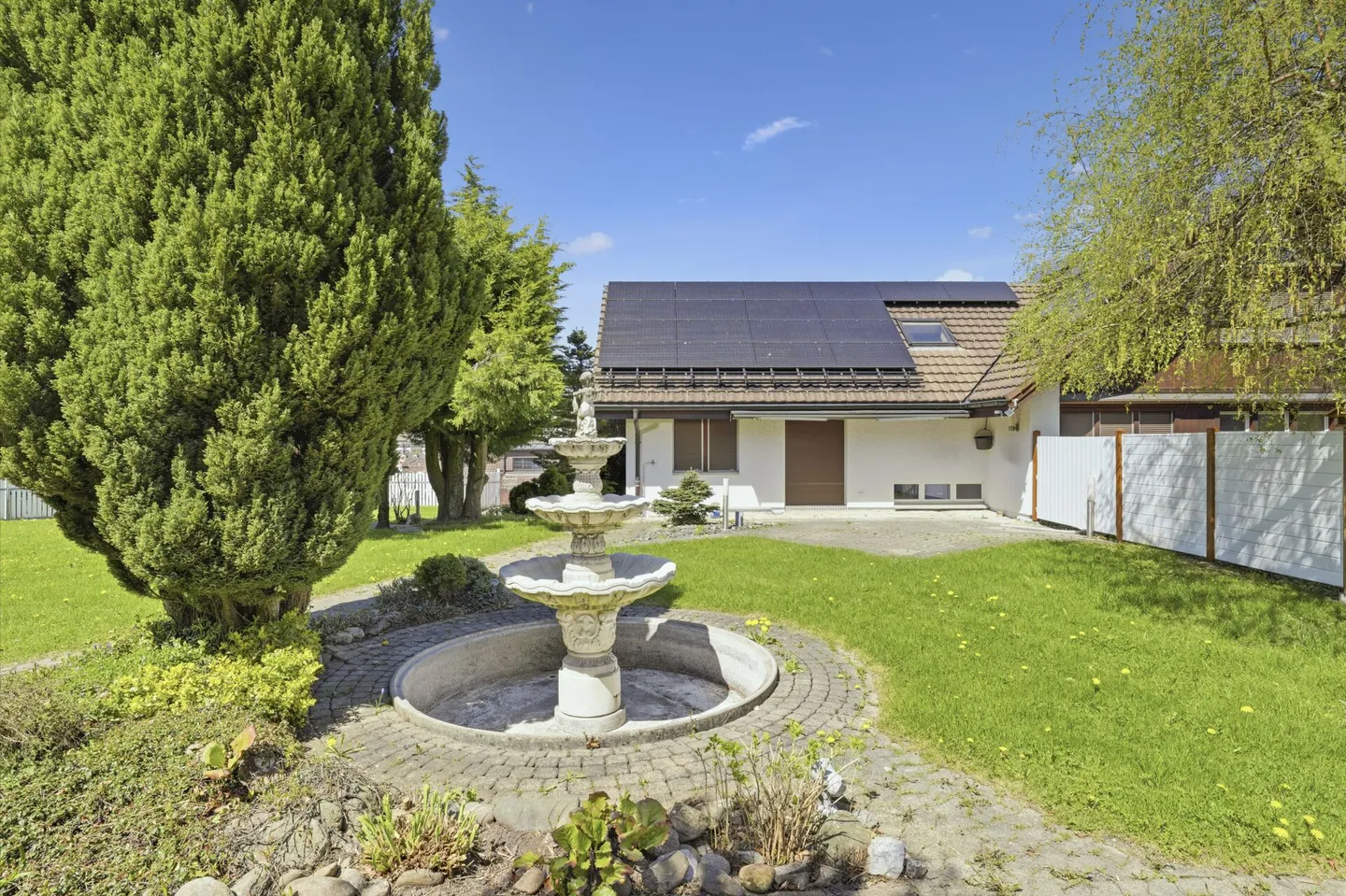 Detached Family Paradise with Apartment, Far View and Versatile Space Offer - Photo 36 of 36