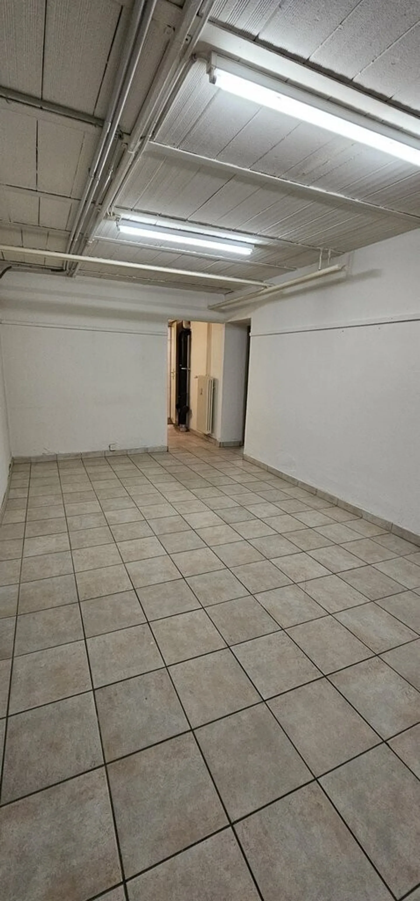 Geräumiger Werkstatt- oder Hobbyraum - Foto 3 von 10