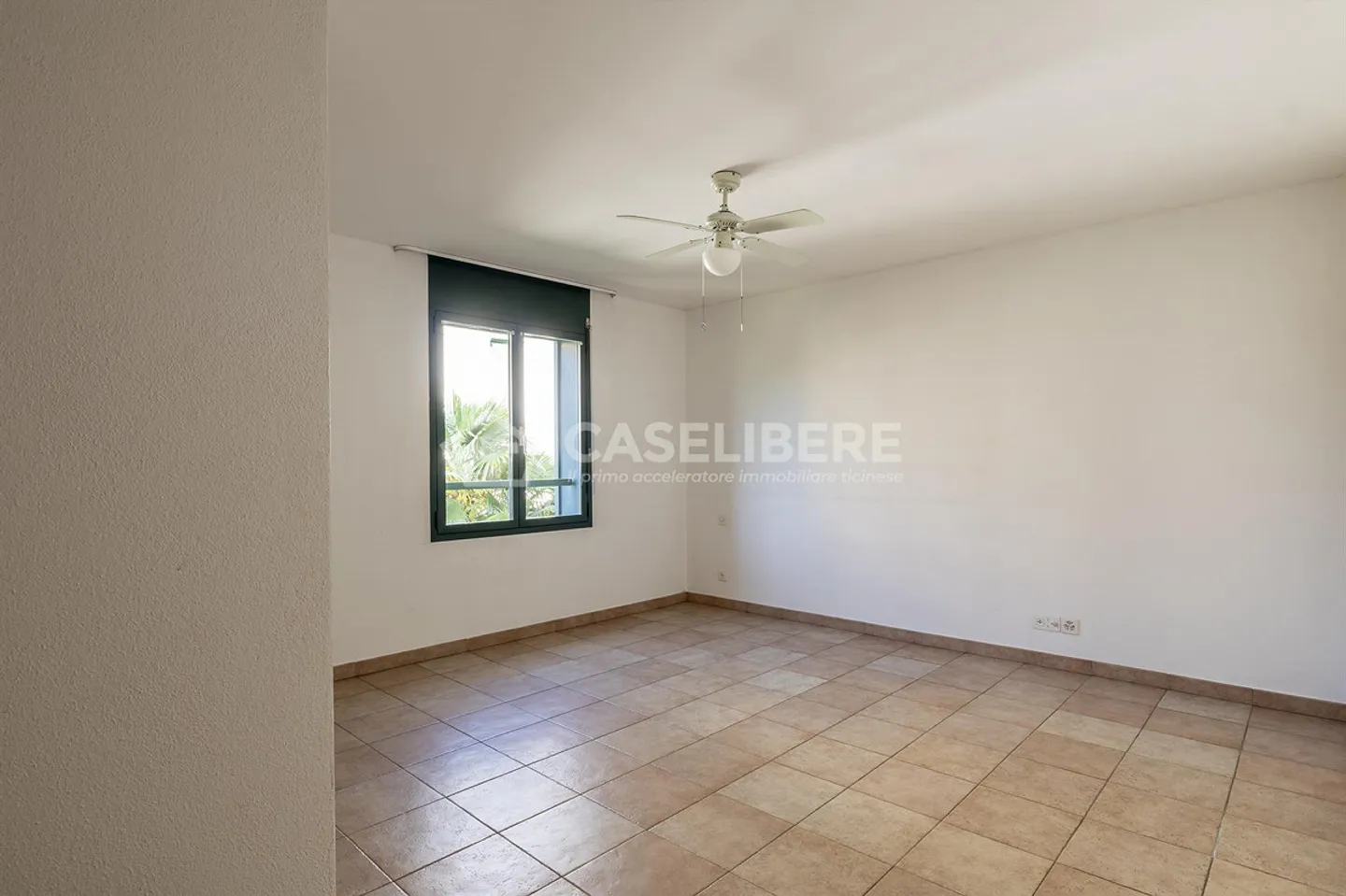 Ampio appartamento vista lago - Foto 15 di 19