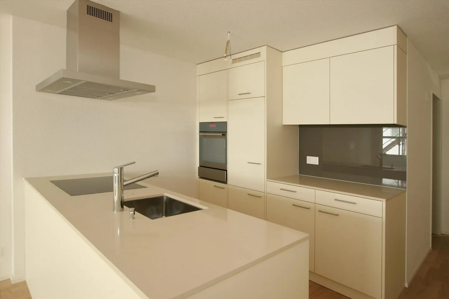 RENT WITHOUT DEPOSIT - A place to live with quality of life - Photo 4 of 8